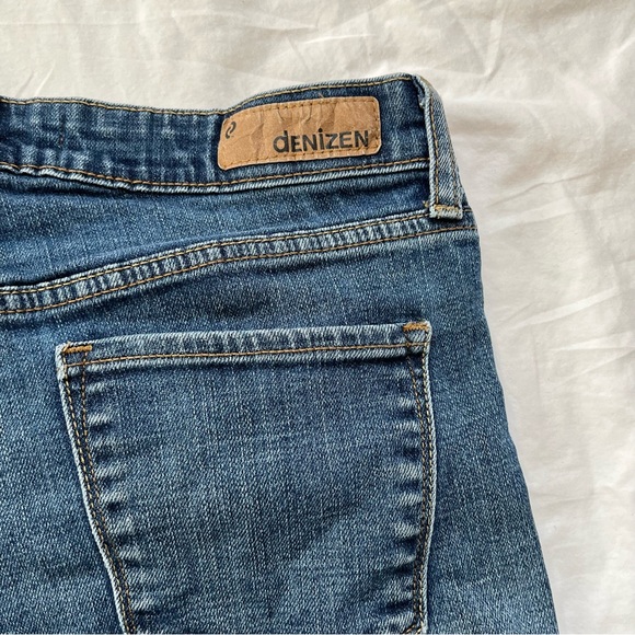 🦋low rise blue jeans🦋 - Picture 3 of 5